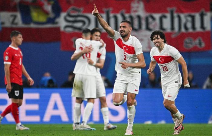 Österreich-Türkiye (1-2): Demirals schöner Doppelpack schickt die Türken ins Viertelfinale