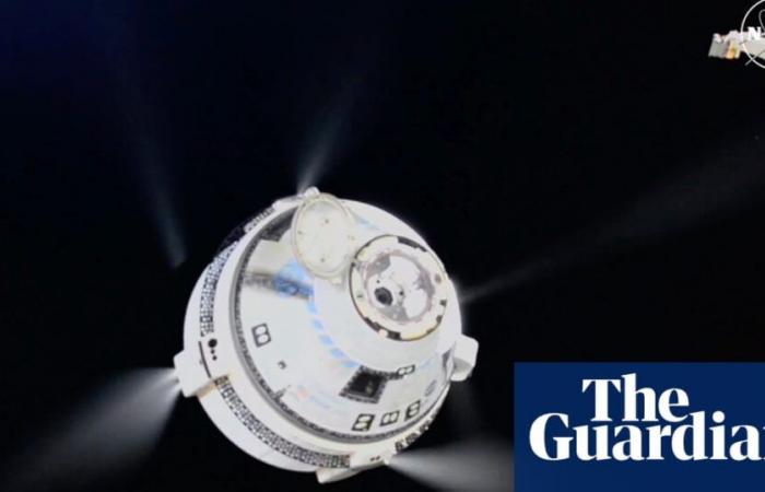 Boeings
      Starliner
      verlässt
      Raumstation
      in
      Richtung
      Erde
      –
      ohne
      seine
      Astronauten