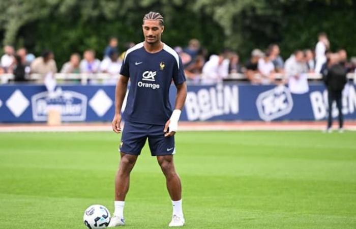 Loïc
      Badé
      fällt
      für
      beide
      Frankreich-Spiele
      aus