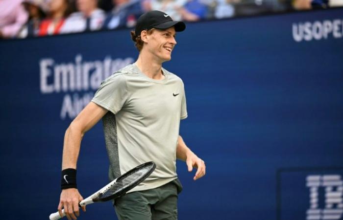 Der
      Weltranglistenerste
      Jannik
      Sinner
      dominiert
      Taylor
      Fritz
      und
      gewinnt
      sein
      erstes
      US
      Open