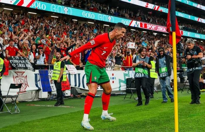 Portugal
      schlägt
      Schottland,
      Ronaldo
      trifft
      spät