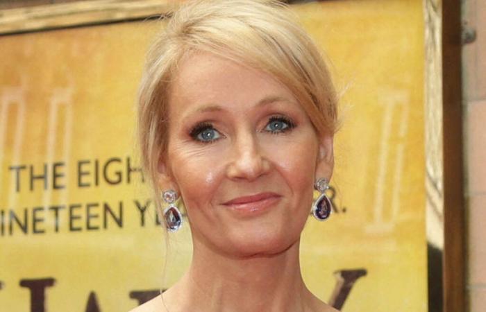 JK
      Rowling
      in
      „Le
      Monde“,
      von
      der
      Harry
      Potter-Schöpferin
      zur
      Anti-Trans-Aktivistin