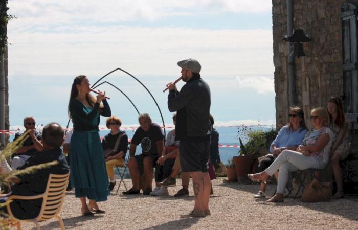 Mont-Saint-Vincent
      –
      ​​Malerei
      und
      Musik,
      ein
      zauberhafter
      Kunsttag