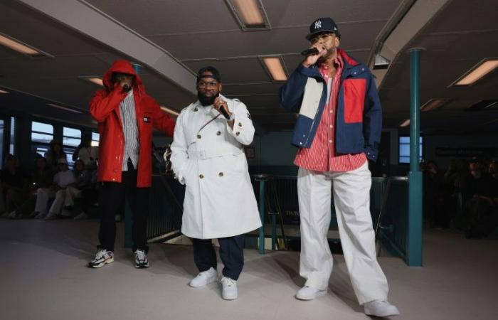 In
      New
      York
      entert
      der
      Wu-Tang
      Clan
      die
      Tommy
      Hilfiger
      Show
      –
      Mein
      Blog