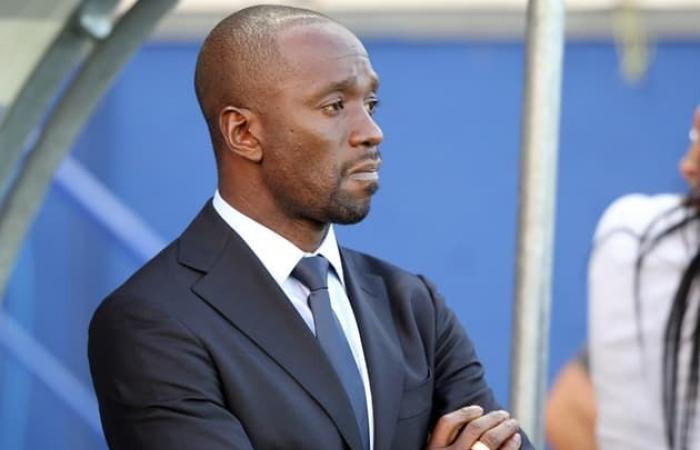 Kehrt
      Makelele
      bald
      auf
      die
      Bank
      zurück?