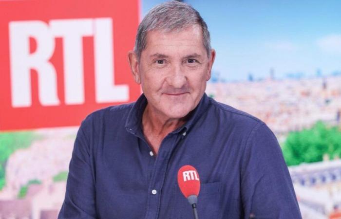 Yves
      Calvi
      spricht
      mit
      RTL
      und
      BFMTV
      über
      seinen
      ereignisreichen
      Sommer