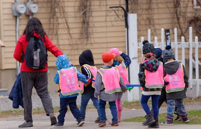 Quebec besteht darauf, die Kindertagesstätten in Montreal nicht vom Moratorium für die Einstellung ausländischer Zeitarbeitskräfte auszuschließen