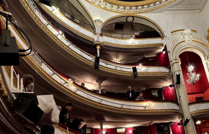 La Serva Amorosa, das Stück von Carlo Goldoni im Théâtre de la Porte Saint-Martin