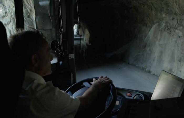 Postauto von Sitten nach Derborence: Die gefährlichste Schweizer Strecke