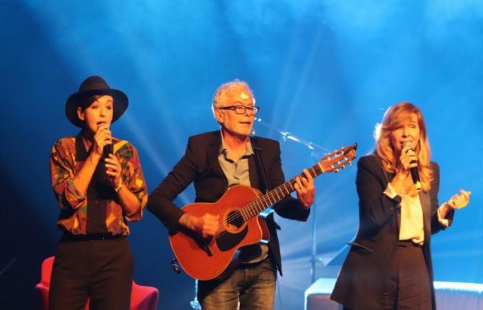 „Chez Serge, Friseur für Damen“, Gainsbourg neu besucht von Parisot, Carlotti und Maissiat in der Halle des Grand Parc in Bordeaux