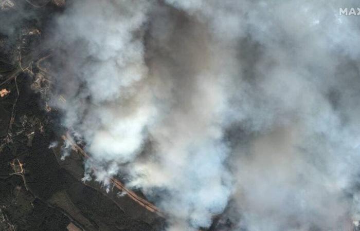 Drohnenangriff verursacht Brand, über 1.000 Einwohner evakuiert