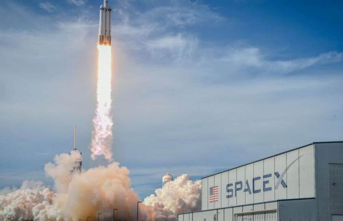 SpaceX wegen Hausfriedensbruchs verklagt