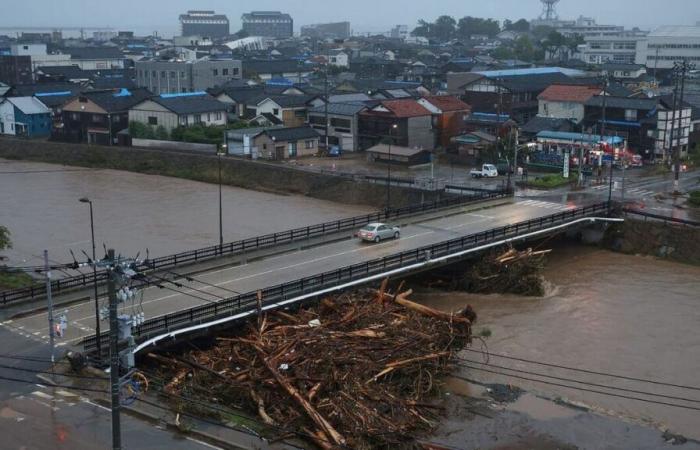 Ein Toter und sechs Vermisste in Japan nach Überschwemmungen und Erdrutschen