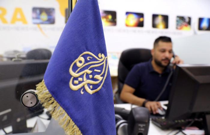 Israelische Streitkräfte stürmen das Büro von Al Jazeera im Westjordanland und ordnen dessen Schließung an