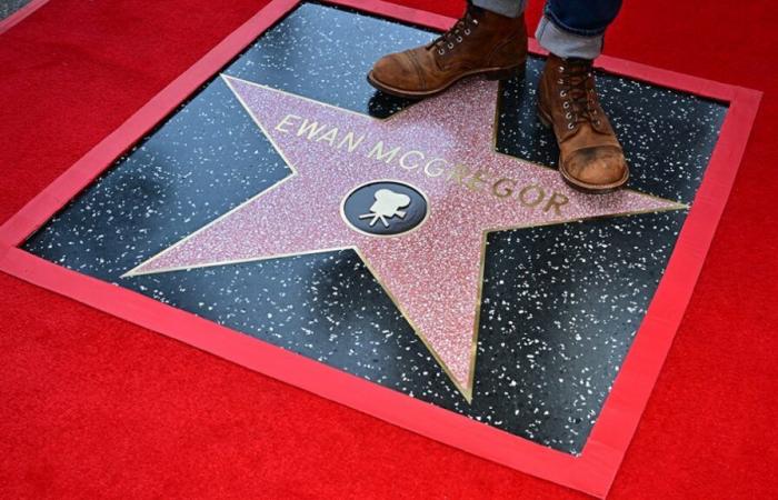 Batman landet auf dem berühmten Hollywood Walk of Fame: Wie bekommt man einen Stern?