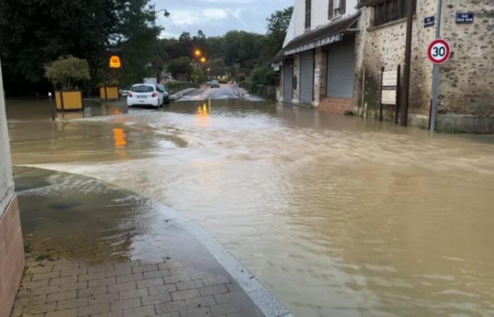 Rekordregenmengen und Überschwemmungen in Pommeuse