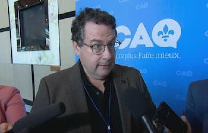 Gruppenschüsse von CAQ-Ministern gegen die Trudeau-Regierung