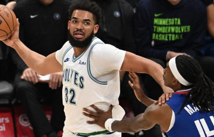 Towns reist nach New York, Randle und DiVincenzo landen in Minnesota