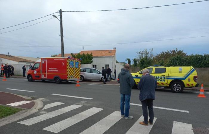 Der Bürgermeister von Vaux-sur-Mer, der beim Autofahren einen Herzinfarkt erlitten hat, stößt zwei Radfahrer an