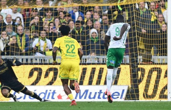 Liga 1 | 6. Tag | Ein Doppelpack von Sissoko rettet ASSE in Nantes (2:2), Reims drängt Angers (1:3)