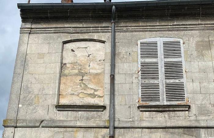 in der Oise, das Bernanos Hotel in Clermont mit Unterstützung der Mission Stéphane Bern