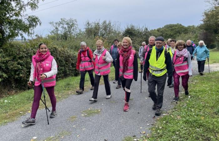 Sophie Auconie macht sich auf den Weg zum 272 km langen Pink Walk gegen Brustkrebs