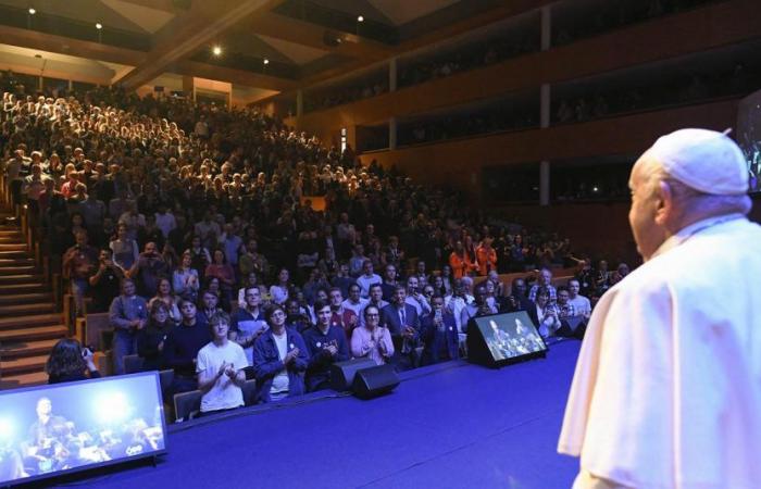 UCLouvain bedauert die Meinung von Papst Franziskus zu Frauen