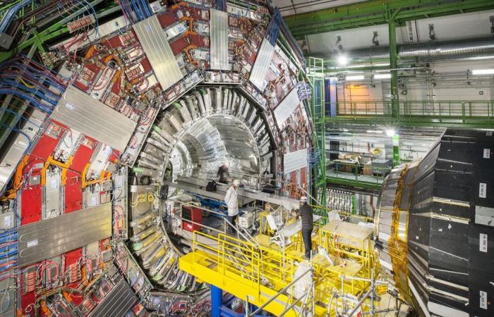 Russland wird vom CERN ausgeschlossen, 500 russische Wissenschaftler sind betroffen