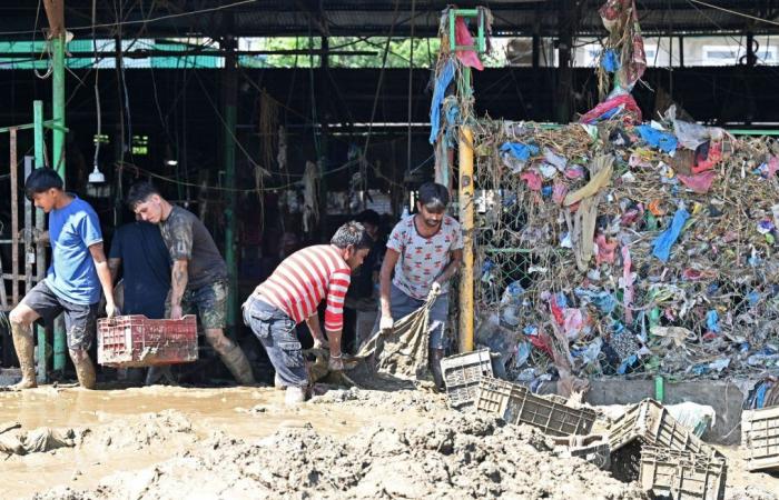 Überschwemmungen in Nepal, der Albtraum der Slumbewohner