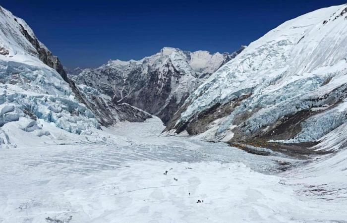 Der Gipfel des Mount Everest wird immer höher