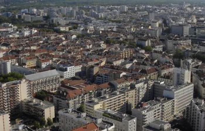 Der größte Freiflächen-Photovoltaikpark der Metropole wurde eröffnet