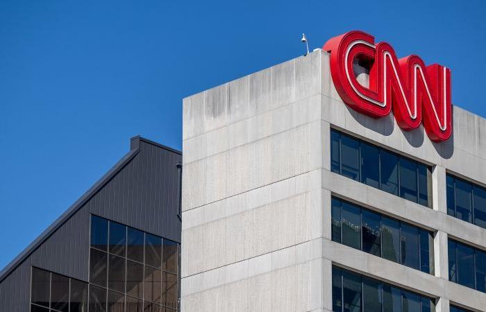 CNN führt eine digitale Paywall ein, die einigen Nutzern eine Gebühr für das erstmalige Lesen von Artikeln erhebt