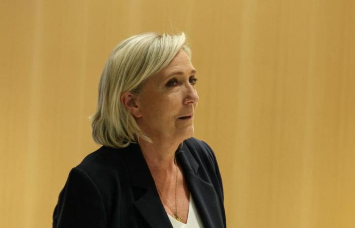 Marine Le Pen war am zweiten Tag nicht anwesend, um der Rede von Michel Barnier beizuwohnen