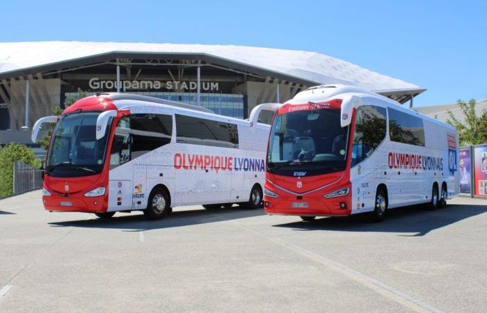 OL-Bus von PSG-Fans beschädigt