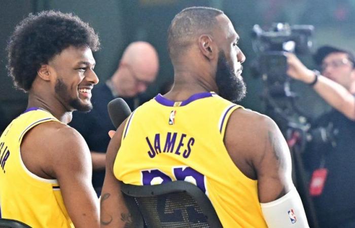 die ersten Bilder von LeBron James und seinem Sohn im Trikot der Los Angeles Lakers