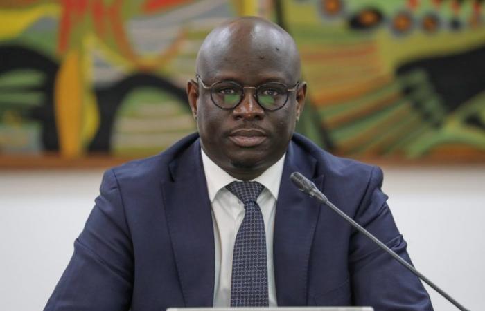 CHEICH DIBA STELLT BERÜCHTIGTE VERSÄUME BEI ​​DER VERWALTUNG DER ÖFFENTLICHEN FINANZEN UNTER MACKY SALL FEST