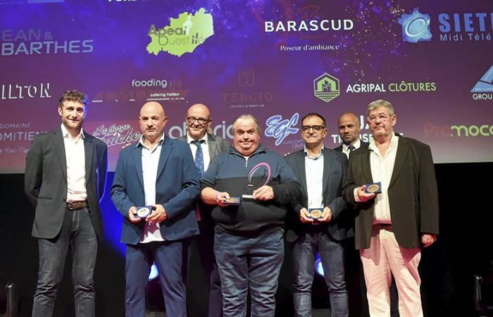 IN BILDERN. Entdecken Sie alle Gewinner der 3. Ausgabe der Hérault Amateur Rugby Trophies und erleben Sie den Abend in Béziers noch einmal