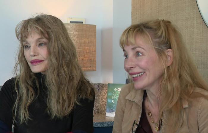 Dinard Filmfestival. „Ein Blick und du weißt es.“ Arielle Dombasle und Julie Depardieu, auf einer Wellenlänge