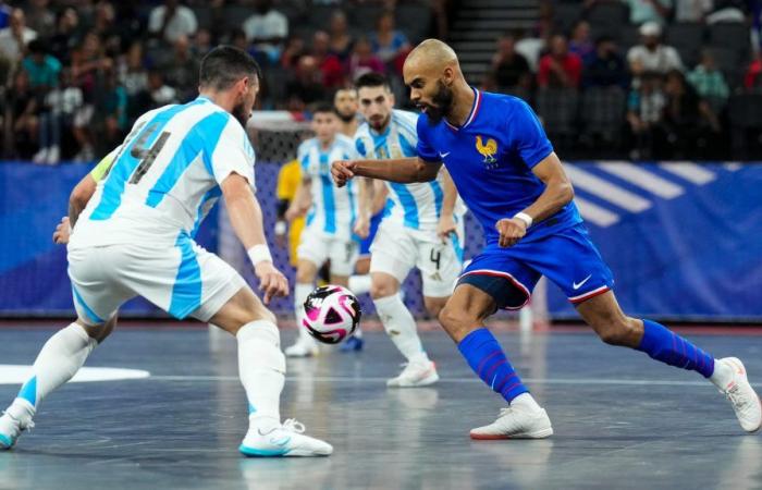 Futsal statt Fußball bei den Olympischen Spielen? Das Plädoyer des Blues-Trainers