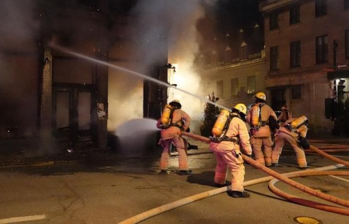 Tödlicher Brand in Montreal: Laut Überlebenden Zimmer ohne Fenster