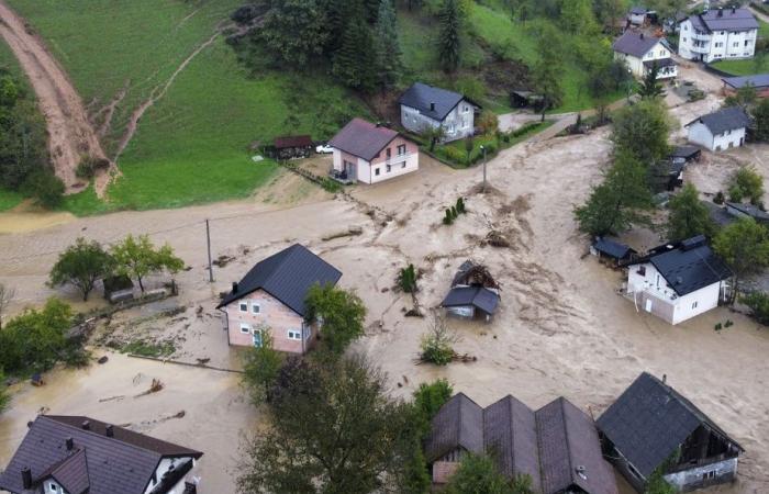 Bosnien | Bei schweren Überschwemmungen kommen mindestens 14 Menschen ums Leben