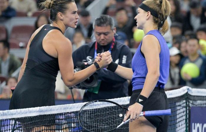 WTA Peking: Karolina Muchova fügt Aruna Sabalenka im Viertelfinale ihre erste Niederlage seit 16 Spielen zu (7-6, 2-6, 6-4)