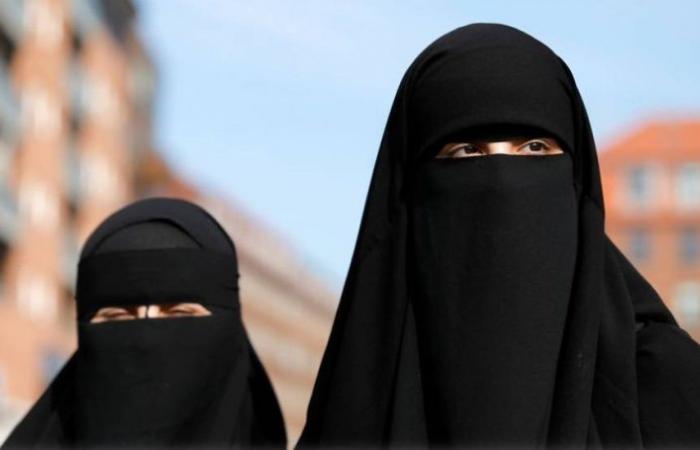 Niqab in der Schule, sollte es verboten werden?