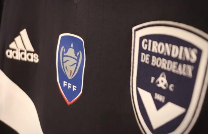 Patrick Olive, Trainer von Saumur, reagiert auf den Vorbehalt von Seudre-Océan während des Spiels gegen die Girondins