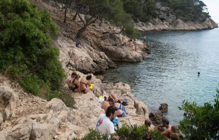 In Marseille ein erster autofreier Tag in den Calanques zum Schutz vor Overtourism – Libération