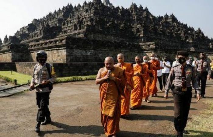 Papst betet für thailändische Kinder, die bei einem Busunglück ums Leben kamen