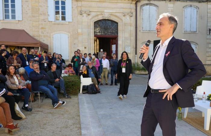 Politik. Die Glucksmann-Versuchung für die anwesenden Sozialisten am Anfang der Place publique in La Réole