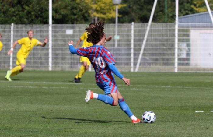 SM Caen. Die Reserve gewinnt in Grand-Quevilly nach einem großartigen Ende des Spiels