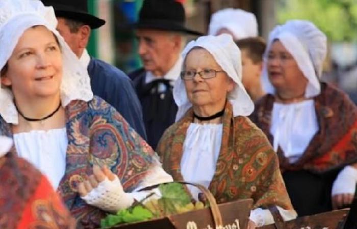 Las Belhas de Brageirac feiert sein 90-jähriges Jubiläum und veröffentlicht drei zweisprachige Bücher