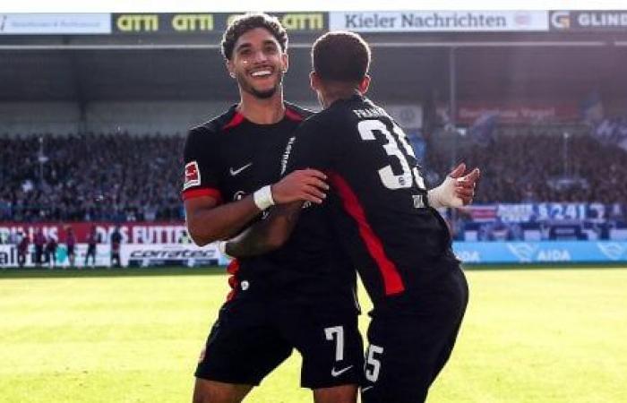 Marmoush tritt in der Eintracht-Formation gegen die Bayern in der deutschen Liga gegen Harry Kane an